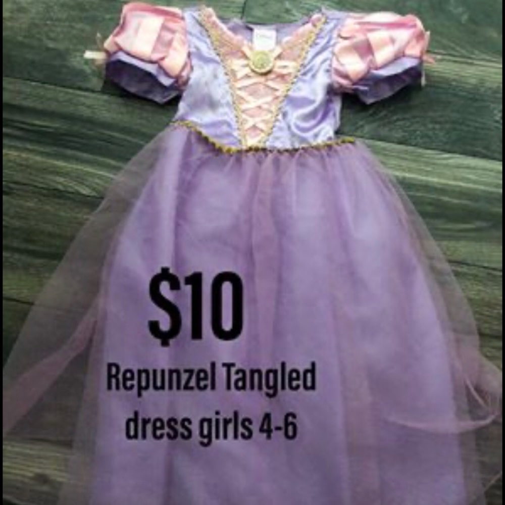 Girls play dress